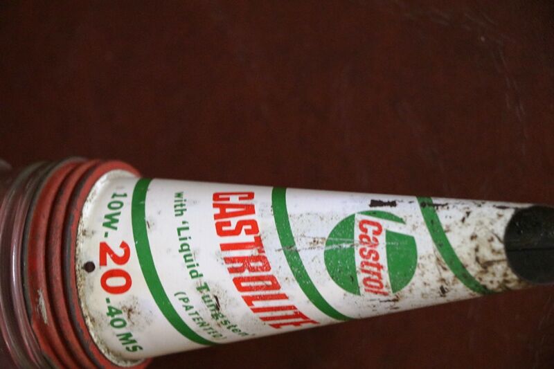 Genuine Castrol L One Pint Oil Bottle With Matching Tin Top