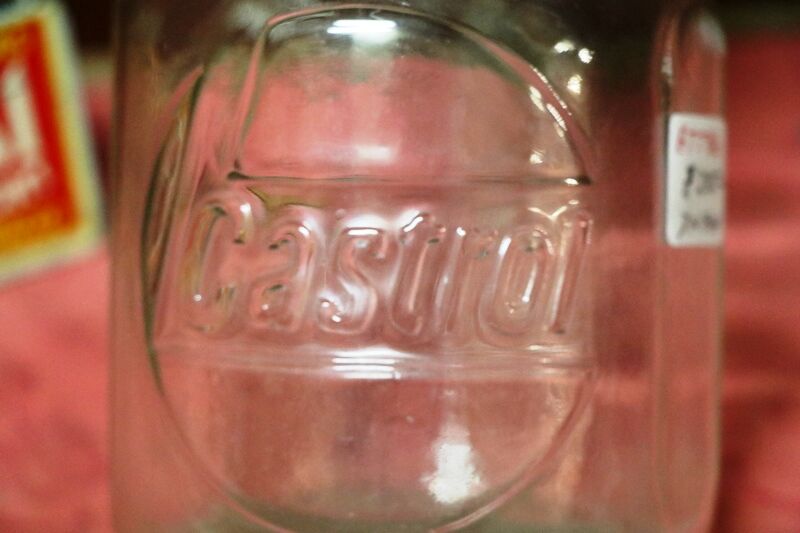 Genuine Castrol L One Pint Oil Bottle With Matching Tin Top