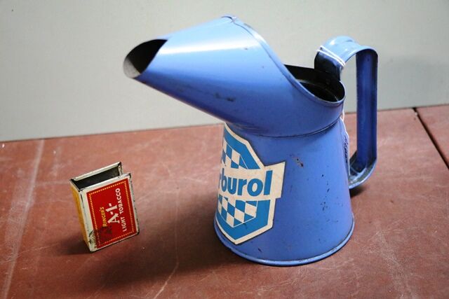 Rare Vintage Carburol One Pint Oil Pourer