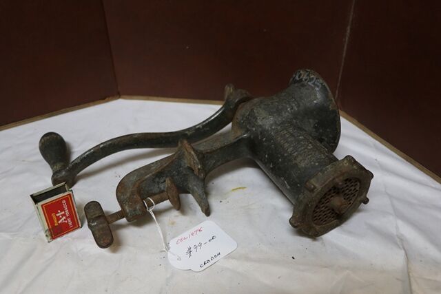 Vintage 1920and39s Universal no333 Meat Chopper 
