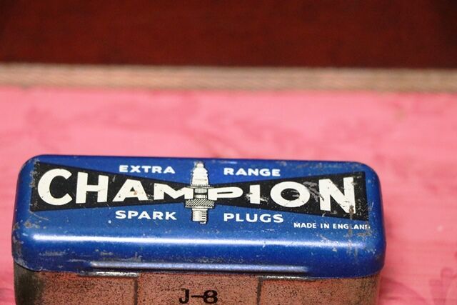 Vintage Champion Extra Range Spark Plug Tin