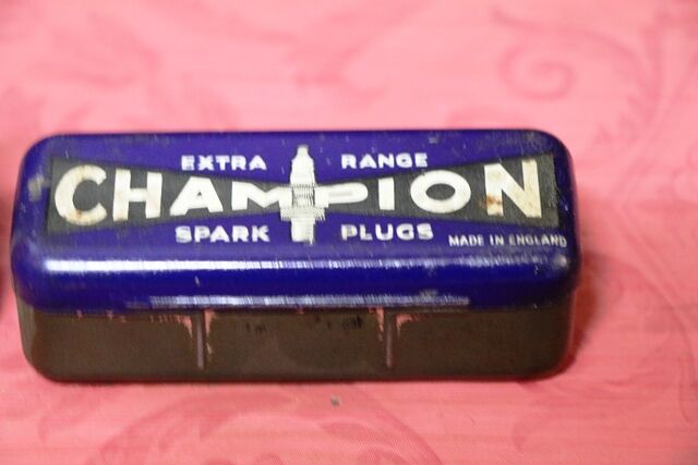 Vintage Champion Extra Range Spark Plug Tin