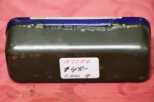 Vintage Champion Extra Range Spark Plug Tin