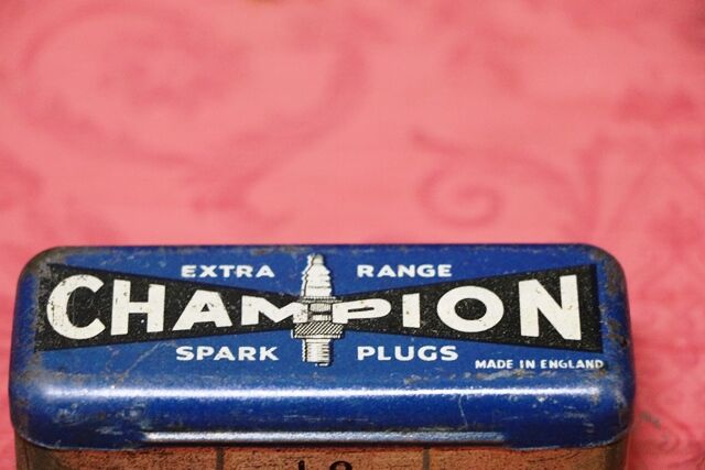 Vintage Champion Extra Range Spark Plug Tin
