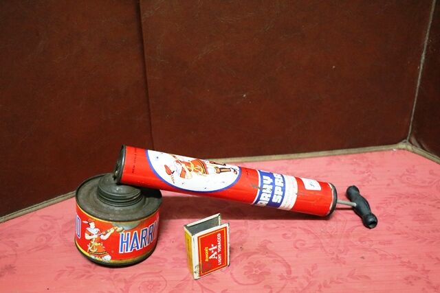 Vintage Harry Brand Pictorial Sprayer