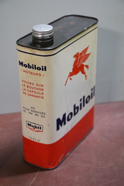 Vintage Mobiloil Pegasus 2 litre Oil Tin