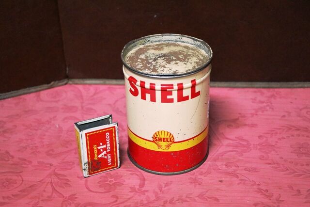 Vintage Shell One Pout Grease Tin