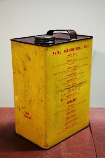 Vintage Shell Tellus Oil 27 One Gallon Tin
