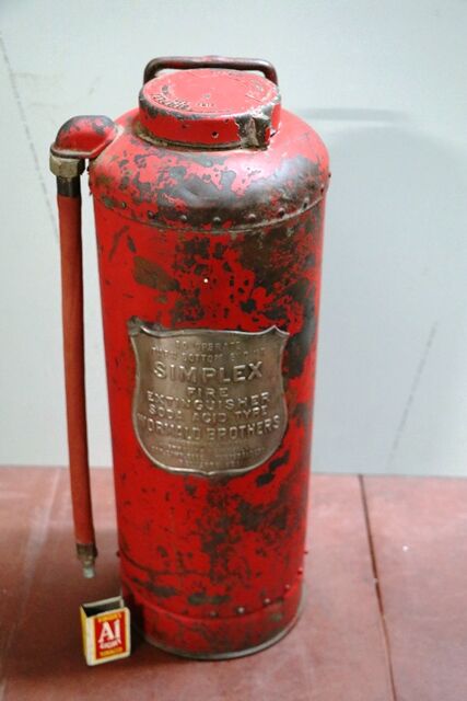 Vintage Simples Copper and Brass Fire Extinguisher 