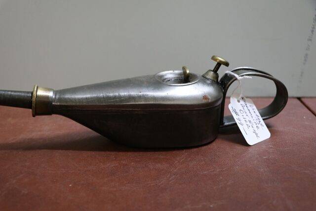 Vintage Streamline Boat Shape Oiler