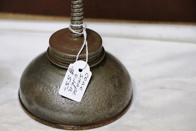 Vintage Thumb Pump Oiler with a 7 Flexible Spout