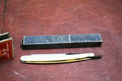 Vintage Epsom Straight Razor in Original Case