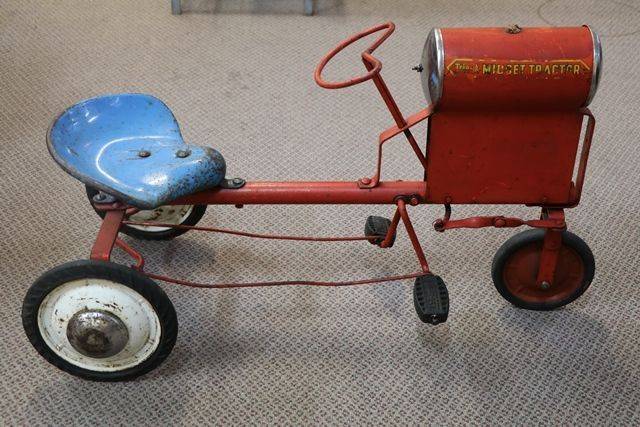 triang pedal tractor