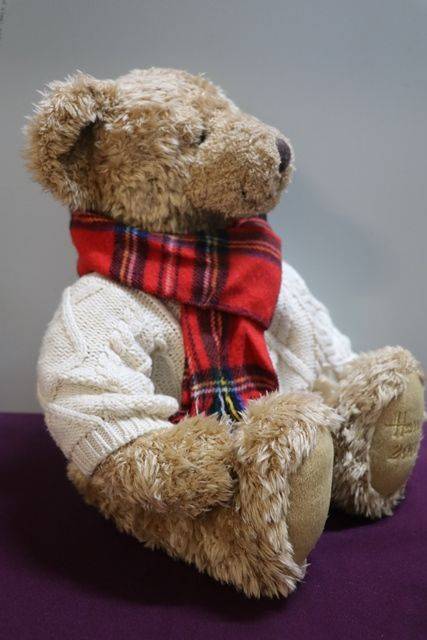 2002 harrods bear