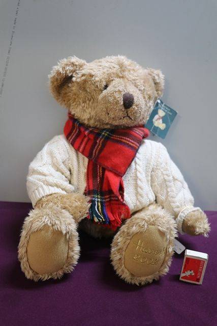 2002 harrods bear