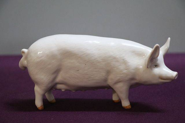 Beswick Pig Sow CH Wall Queen 40th 