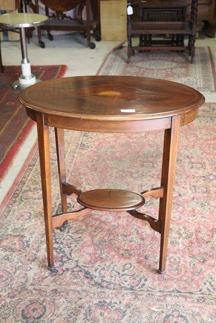 Antique Round Table stand