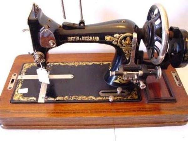 FRISTER AND ROSSMAN BOXED SEWING MACHINE ---SEW23