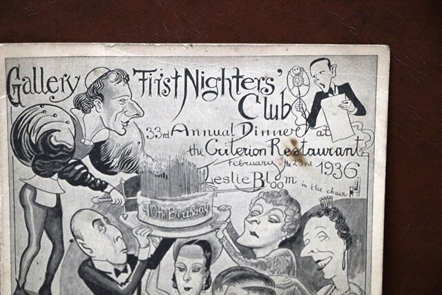 1936 Gallery First Nighters Club Signed Menu Lawrence Olivier 