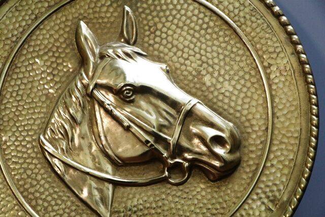 28cm diameter Vintage Brass Horse Wall Plaque  