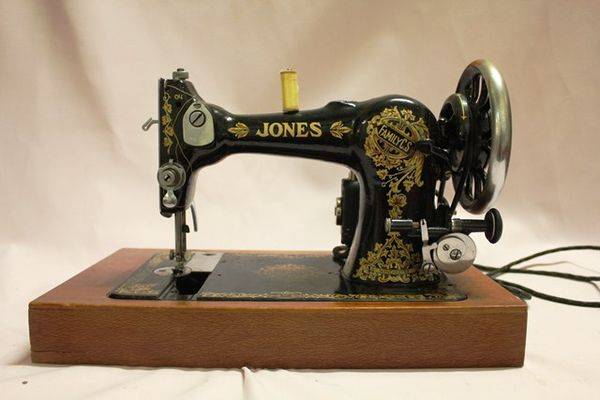 Boxed Jones Electric Sewing Machine | XXXX Antique Complex