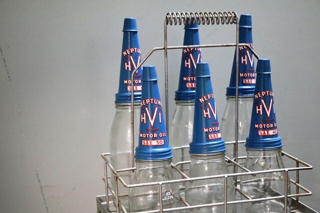 6 Bottle NEPTUNE Oil Rack Genuine Bottles Repro Tin Tops and Rack