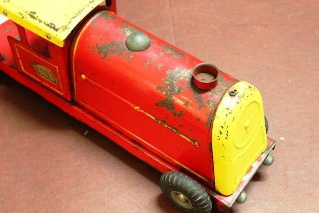 TriAng Tin Plate Model Of A Locomotive in Original Condition