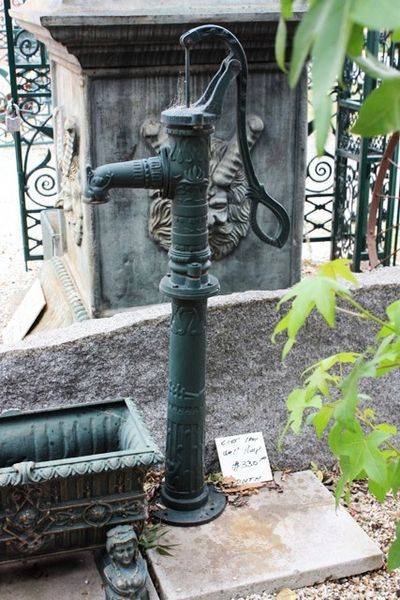 French Style Cast Iron Well Pump