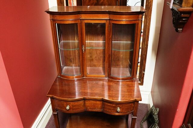 Antique Late C19th Mahogany Ladies Writing Table with Cabinet Top 