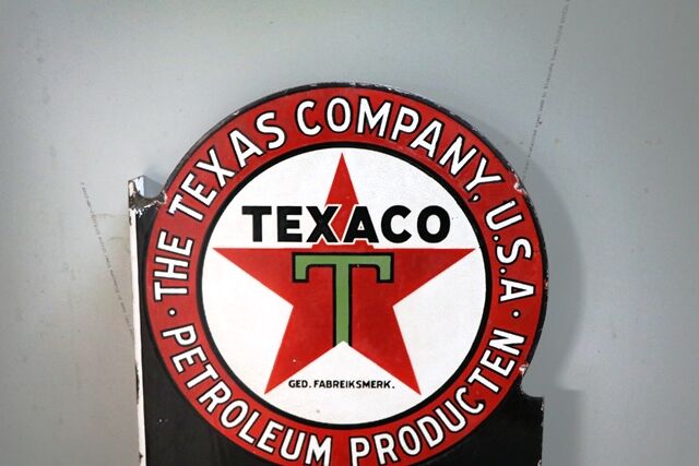 Antique Texaco Motor Oil Post Mount Double Sided Enamel Sign 