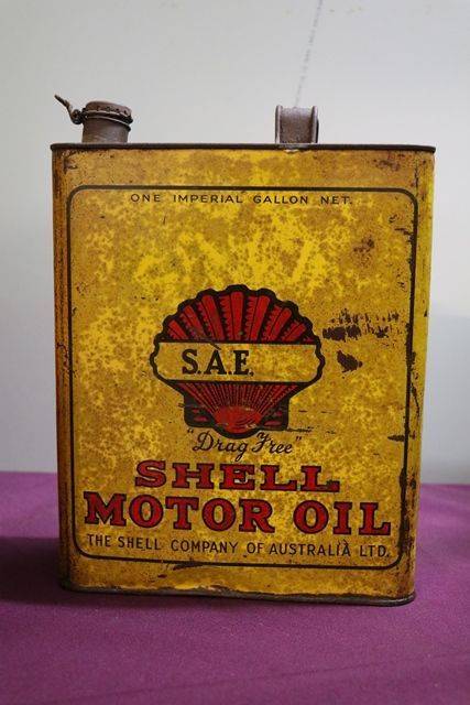 Australian Shell  One Gallon SAE Motor Oil Tin 