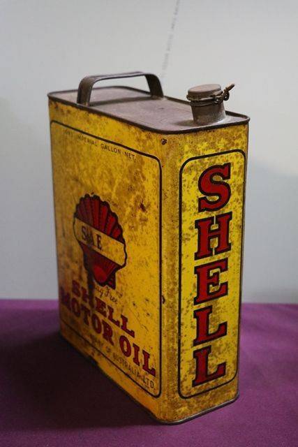 Australian Shell  One Gallon SAE Motor Oil Tin 