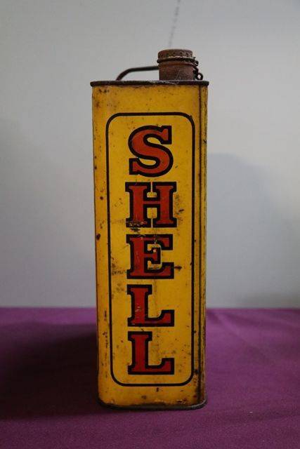 Australian Shell  One Gallon Single SAE30 Motor Oil Tin 