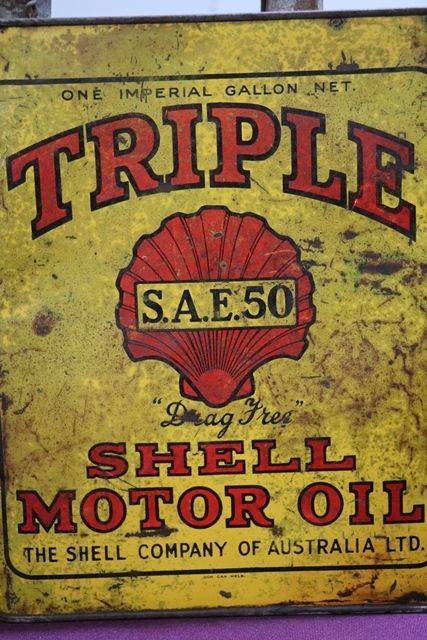 Australian Shell  One Quart Triple SAE50 Motor Oil Tin 