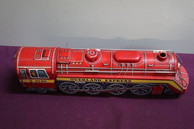 Battery Operated  Vintage Tin Litho Overland Express 3140 Train