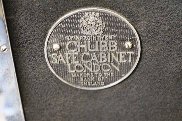 C20th Vintage Chubb Metal Safe 