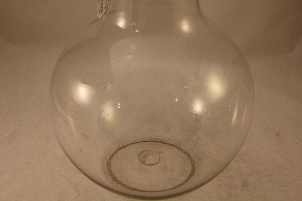 Carboy Pear Shaped Apothecary Bottle With Clear Drop Stopper 