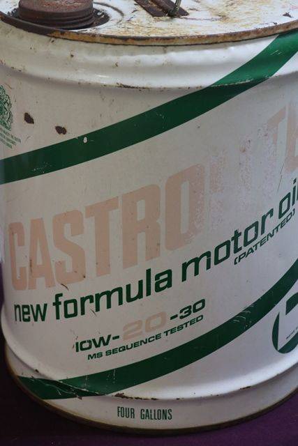 Castrol L Castrolite 10 W 2030  4 Gallons Motor Oil Drum 