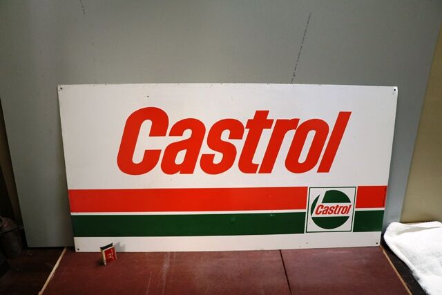 Classic Castrol L Motor Oil Tin Advertising Sign 
