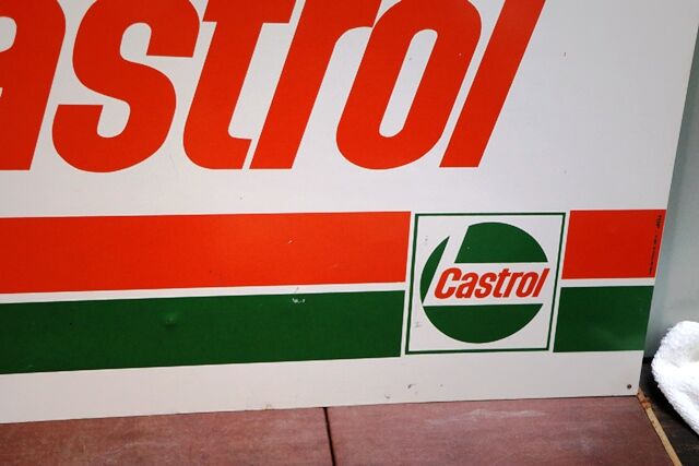 Classic Castrol L Motor Oil Tin Advertising Sign 