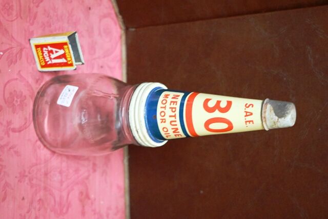 Genuine Neptune SAE 30 Motor Oil Tin Top and Pint Bottle
