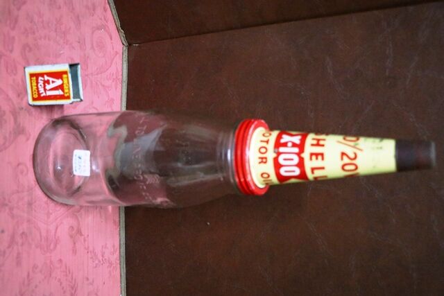 Genuine Shell X100 Tin Top and Dust Cap with Quart Bottle