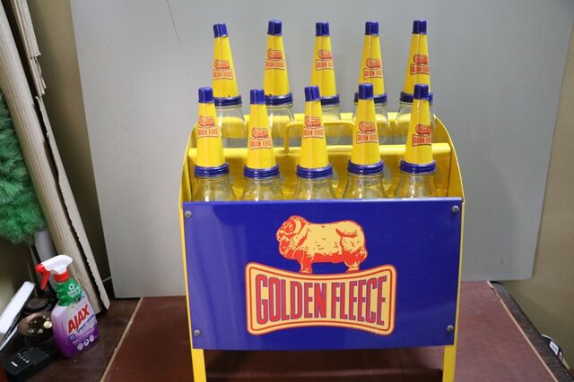 Golden Fleece Ram on Bone 10 Bottle Motor Oil Rack