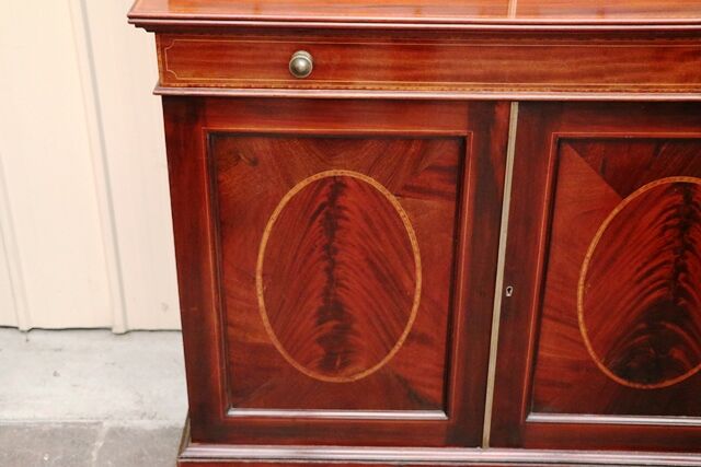Lovely Georgian Revival Mahogany Inlaid 2 Door Bookcase 