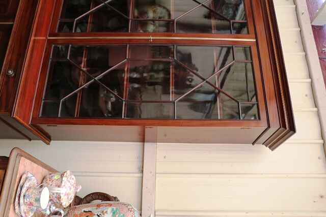 Lovely Georgian Revival Mahogany Inlaid 2 Door Bookcase 