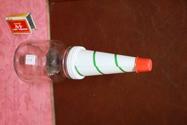 Near Mint Castrol XL Embossed One Pint Oil Bottle with Tin Top