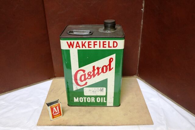Nice Vintage Castrol Wakefield Z One Gallon Mortor Oil Tin 