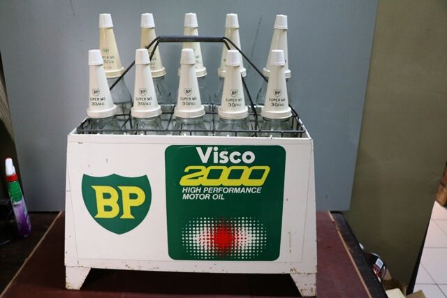 Original BP Visco 2000 Double Sided 10 Bottle Oil Rack