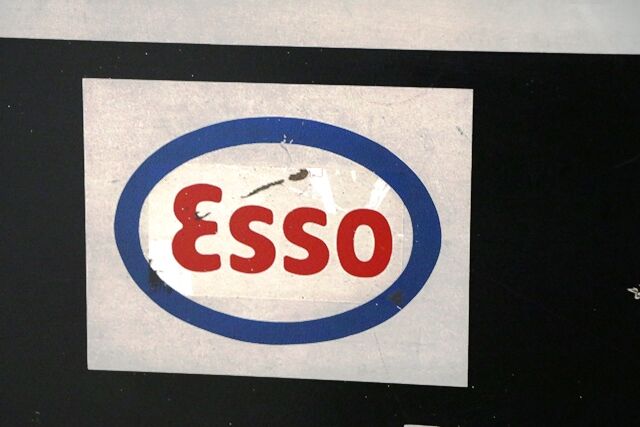 Original Esso Superlube GTD Double Sided 10 Bottle Oil Rack