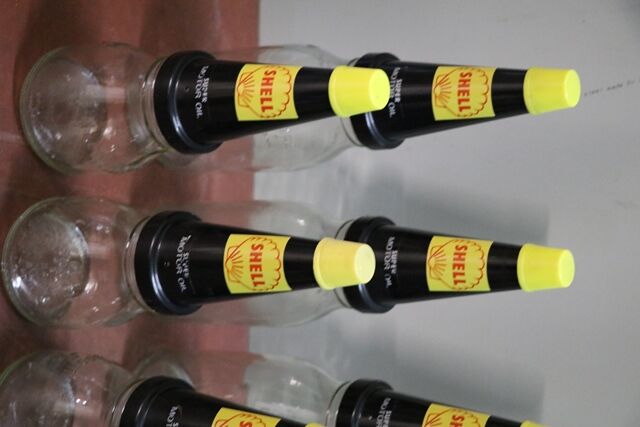 Original Shell Super Motor Oil 10 Bottle Oil Rack